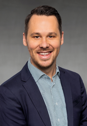 bluecollar_Achill_Wicki_300x432px