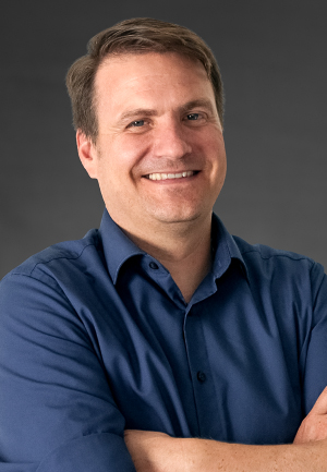 bluecollar_Philipp_Frommenwiler_300x432px